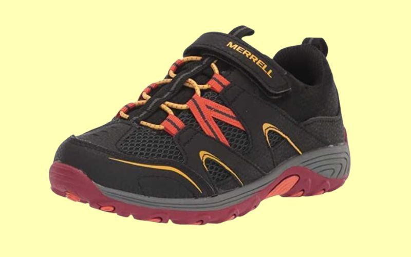 Left side view of Merrell Kid's Trail Chaser Hiking Sneaker. Image credit: Amazon.com