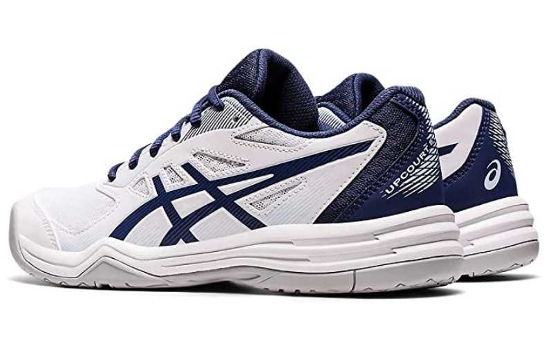 Top view of ASICS Women's Upcourt 5 Volleyball Shoes. Image credit: Amazon