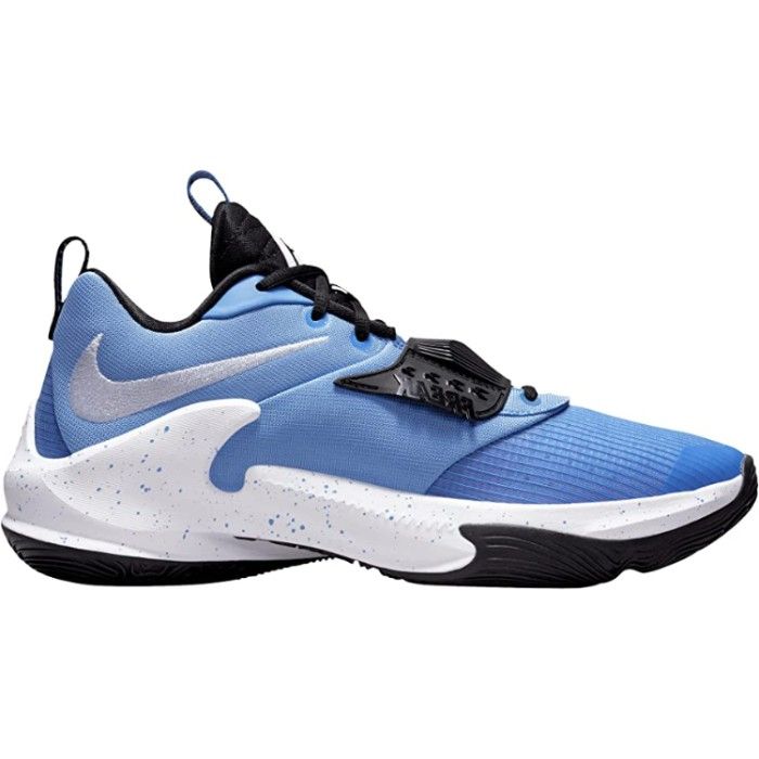 Side view of Nike Zoom Freak 3 Men's Basketball Trainers. Image credit: Amazon